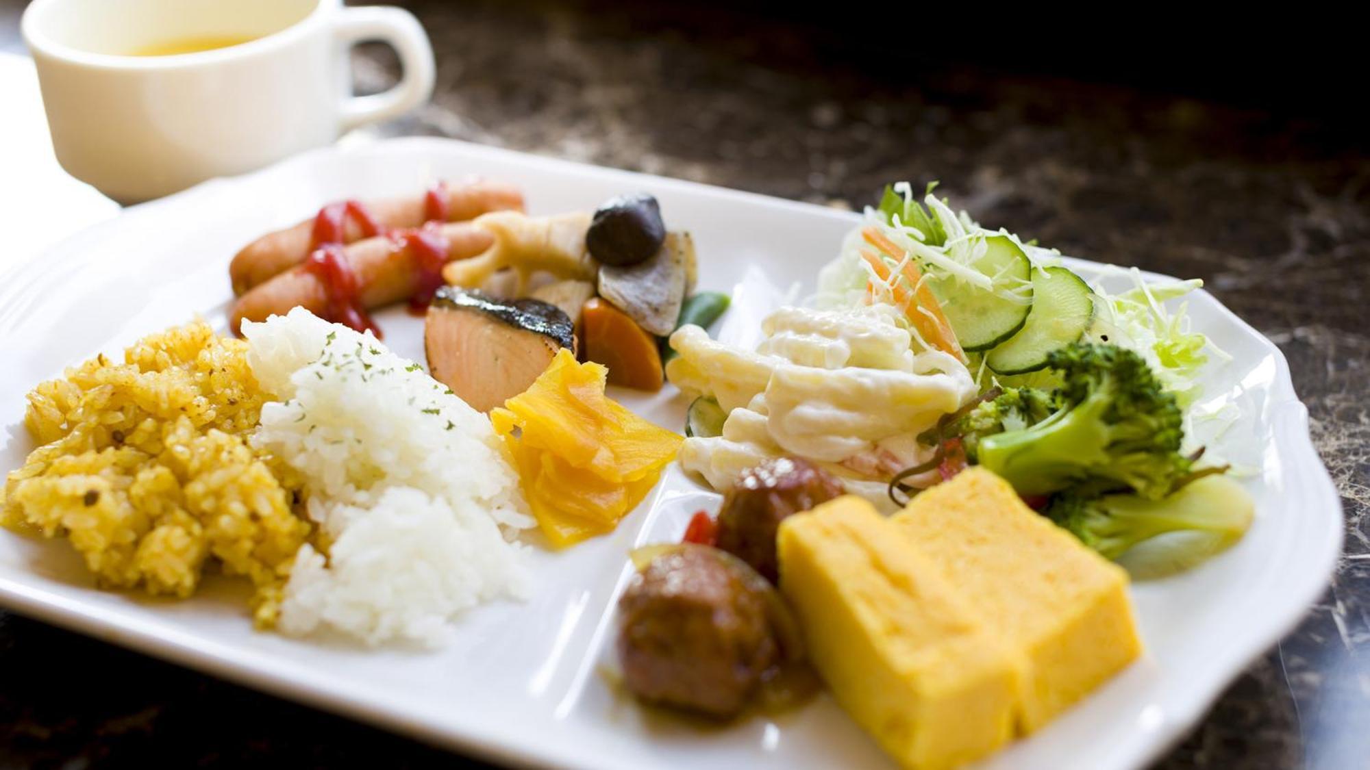 Toyoko Inn Kitakyushu Airport Bagian luar foto