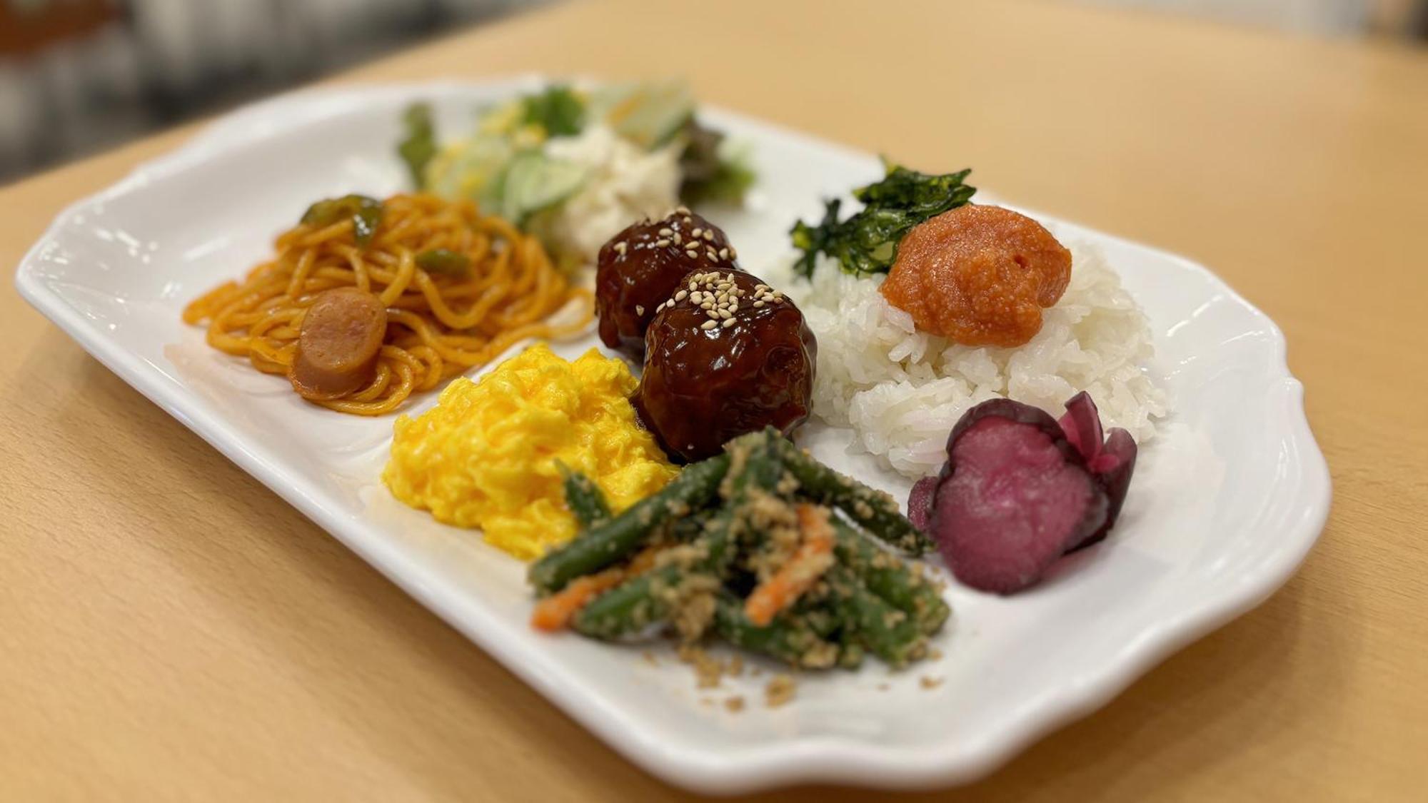 Toyoko Inn Kitakyushu Airport Bagian luar foto